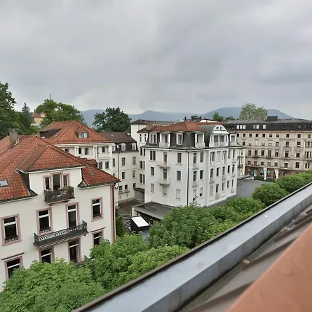 酒店 Quellenhof 巴登-巴登