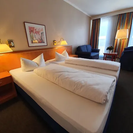 Hotel Quellenhof 3*