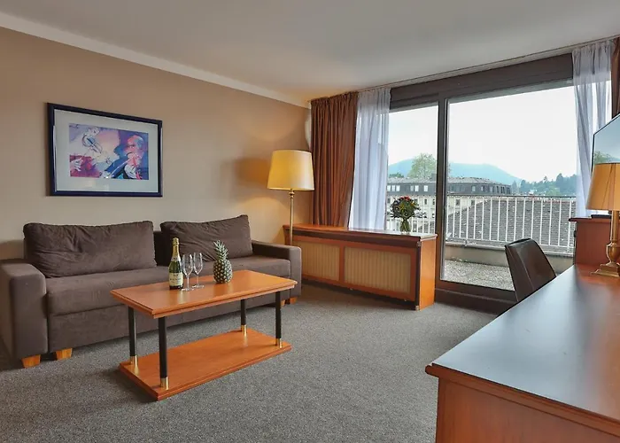 ホテル Quellenhof バーデン＝バーデン