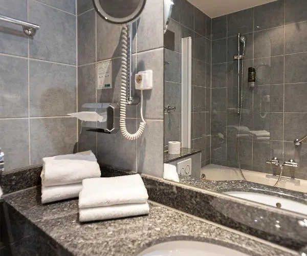 Quellenhof ホテル バーデン＝バーデン