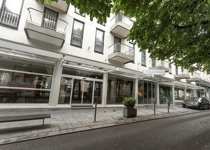 ホテル Quellenhof