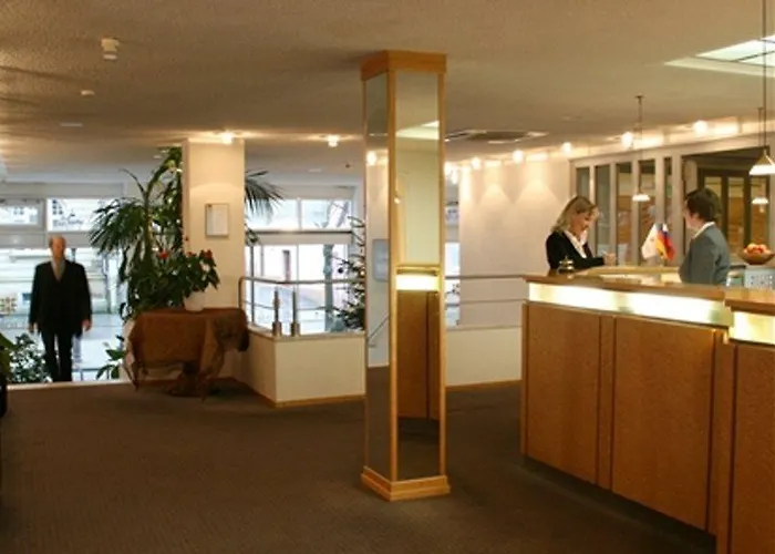 ホテル Quellenhof 3*